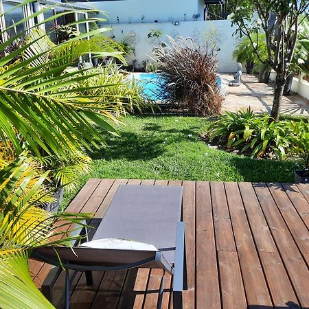 Joli Appartement, Piscine, Jacuzzi Sainte-Suzanne 외부 사진