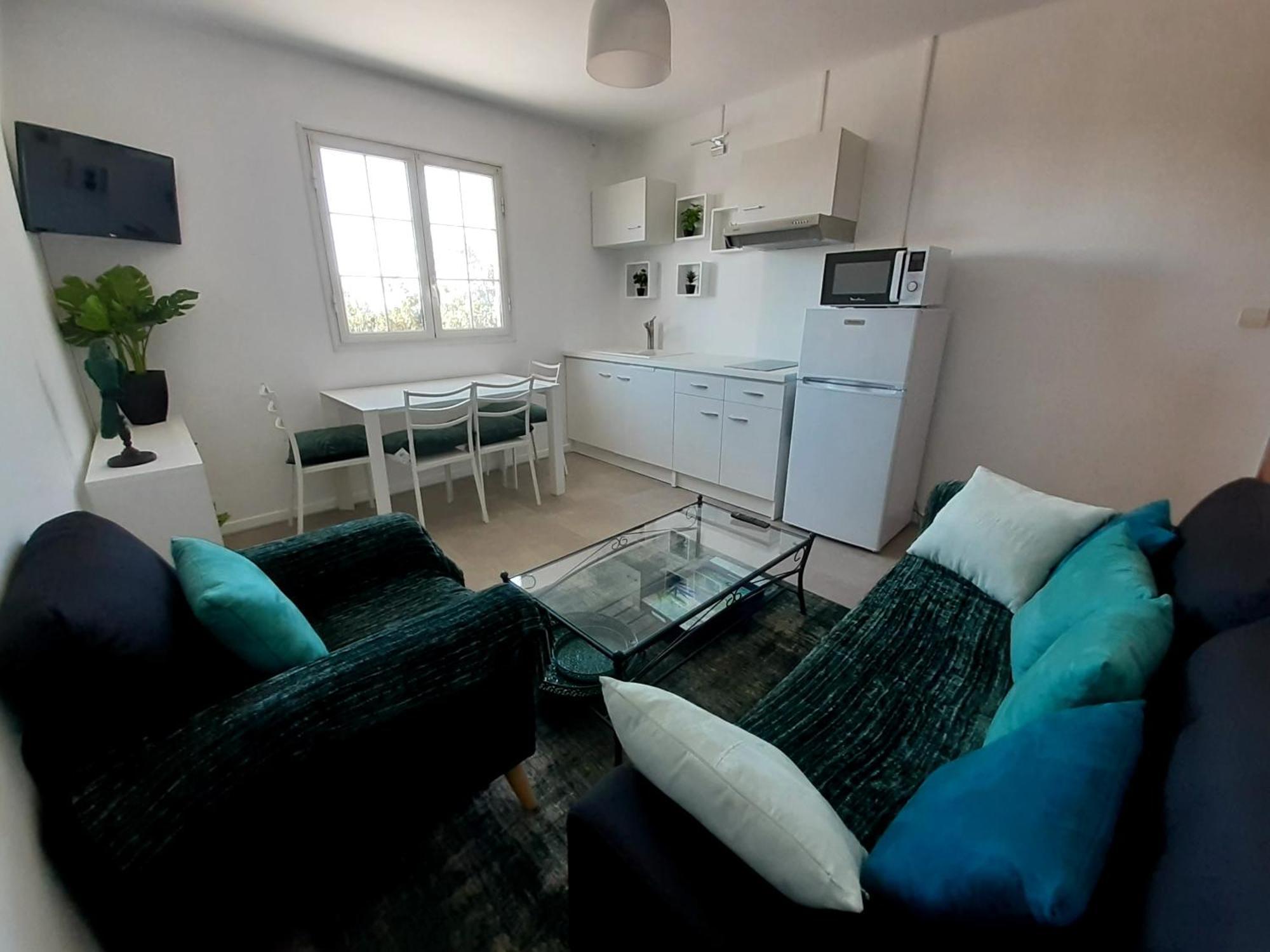 Joli Appartement, Piscine, Jacuzzi Sainte-Suzanne 외부 사진
